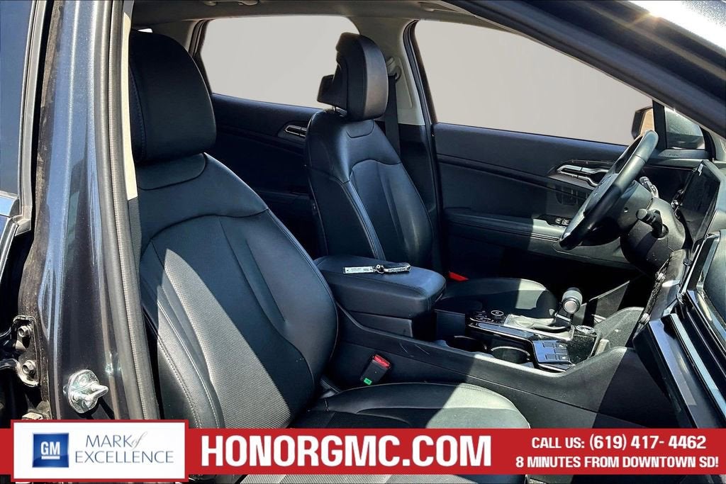 2025 Kia Sportage EX