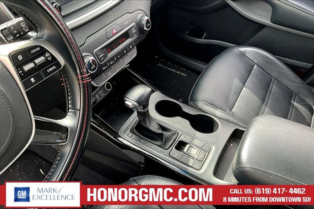 2019 Kia Sorento EX V6