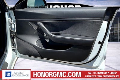 2019 Tesla Model 3 Mid Range