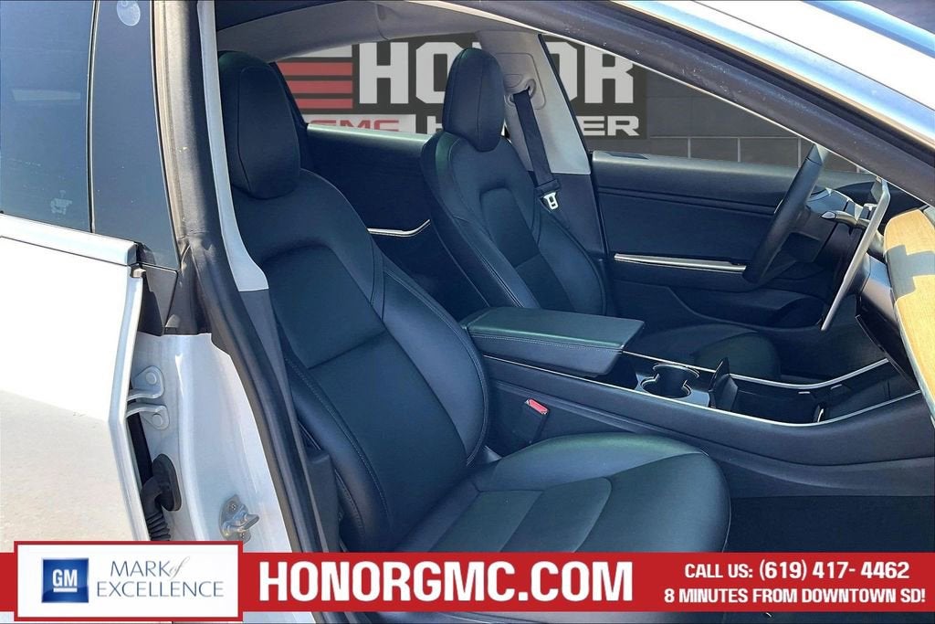 2019 Tesla Model 3 Mid Range