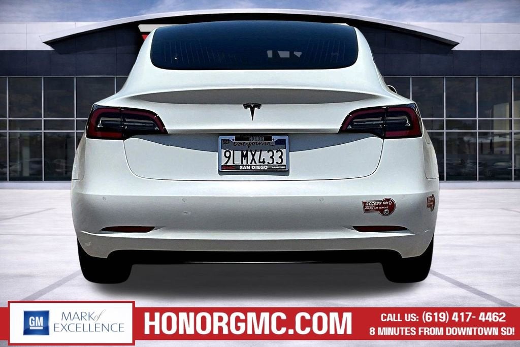2019 Tesla Model 3 Mid Range