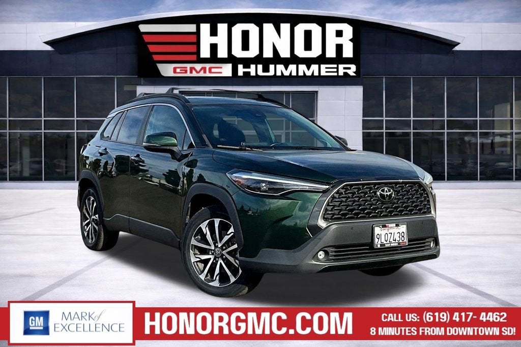 2022 Toyota Corolla Cross XLE