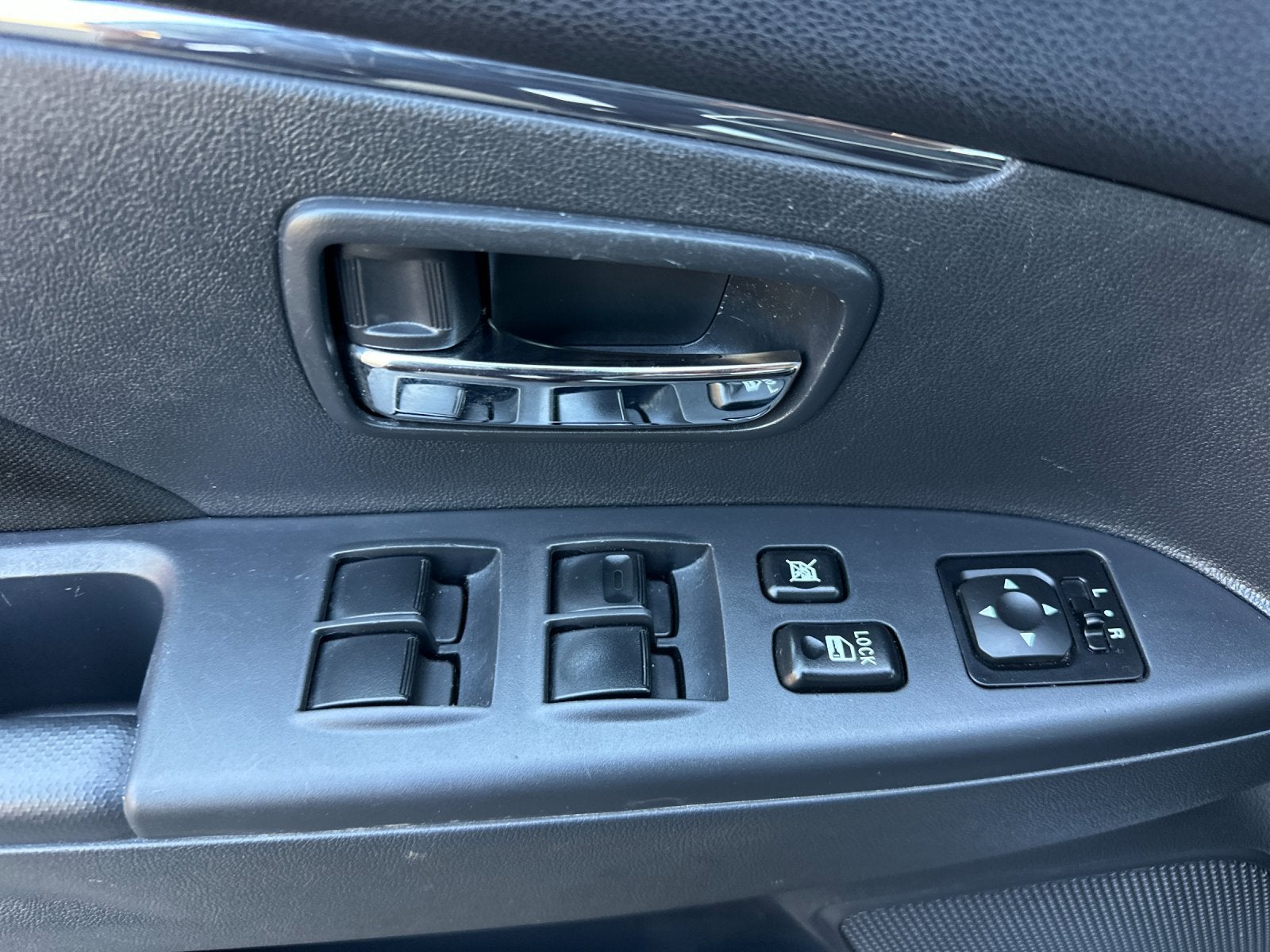 2025 Mitsubishi Outlander Sport S