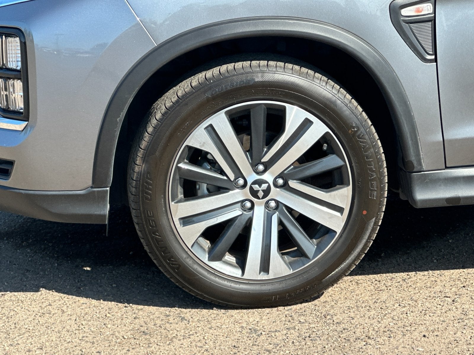 2025 Mitsubishi Outlander Sport S