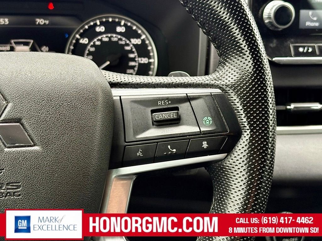 2022 Mitsubishi Outlander SE