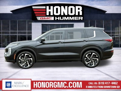 2022 Mitsubishi Outlander SE