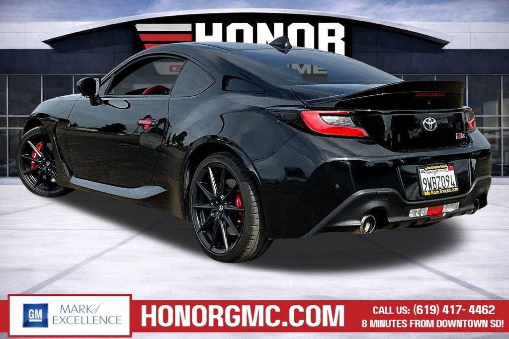 2024 Toyota GR86 Premium