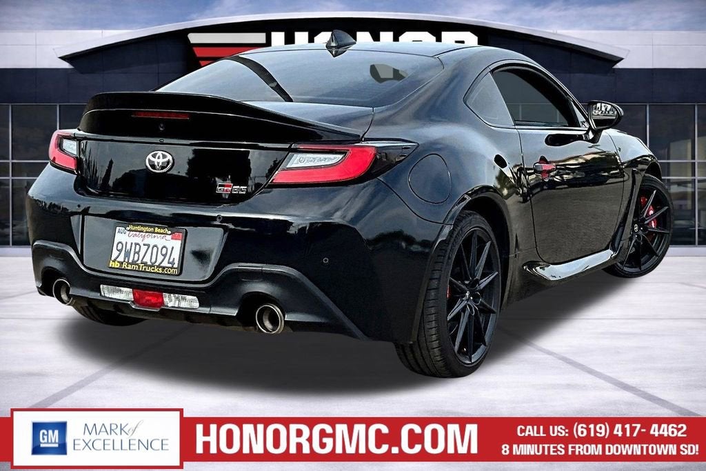 2024 Toyota GR86 Premium