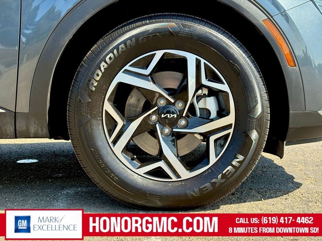 2024 Kia Sportage LX