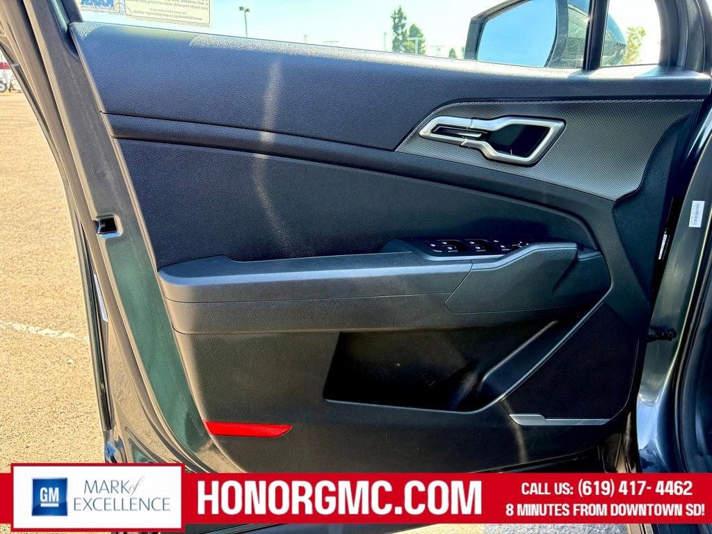 2024 Kia Sportage LX