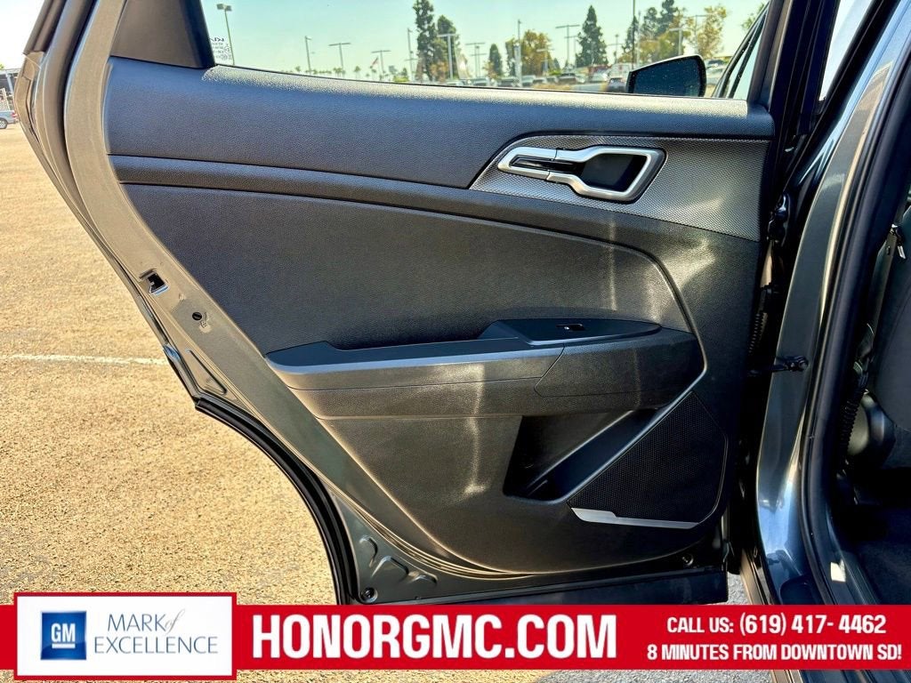 2024 Kia Sportage LX