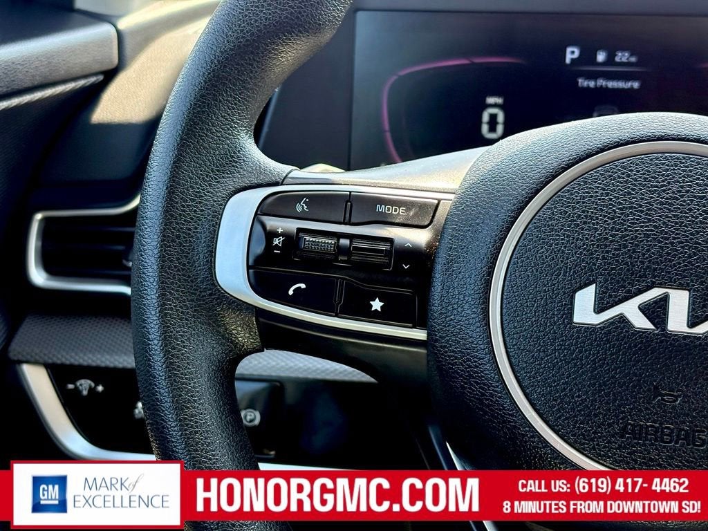 2024 Kia Sportage LX