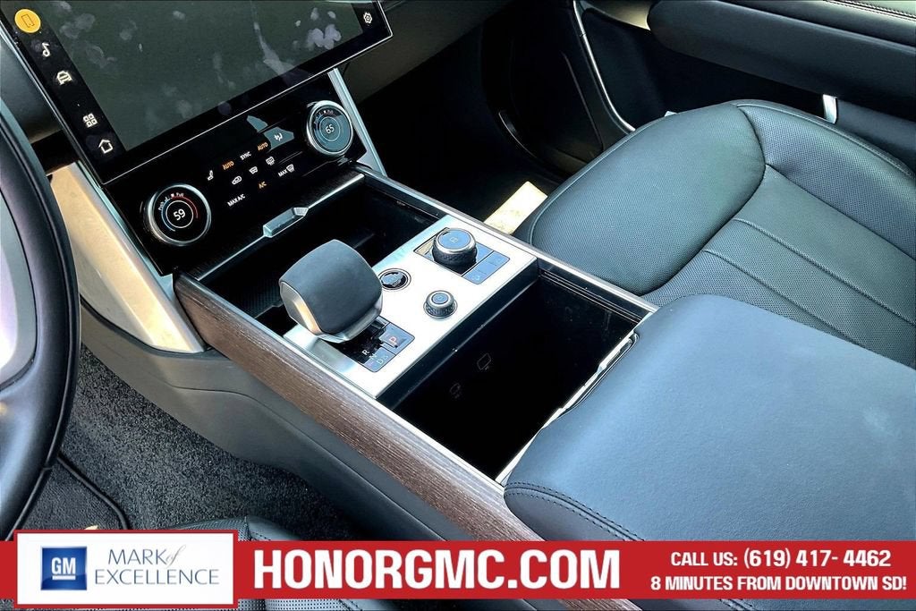 2023 Land Rover Range Rover SE