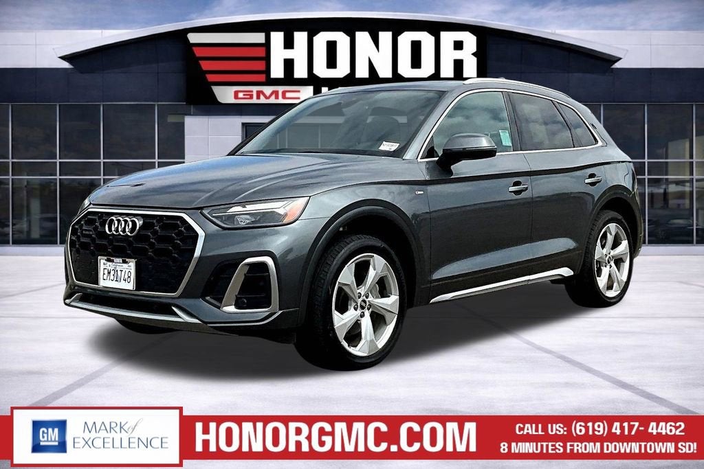 2022 Audi Q5 S line Premium Plus