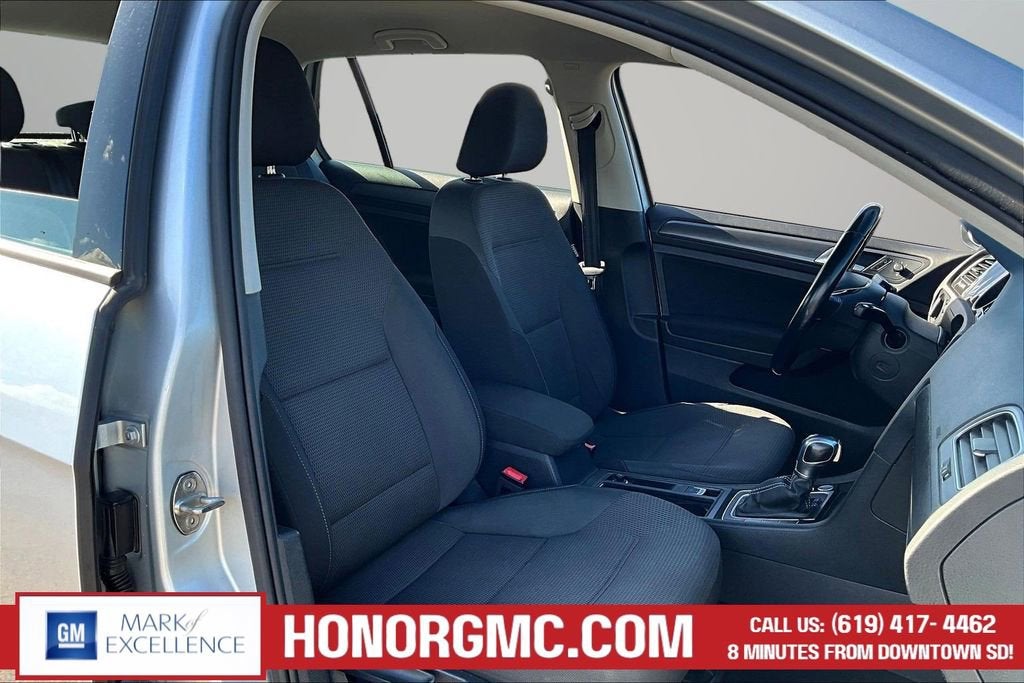 2019 Volkswagen e-Golf SE